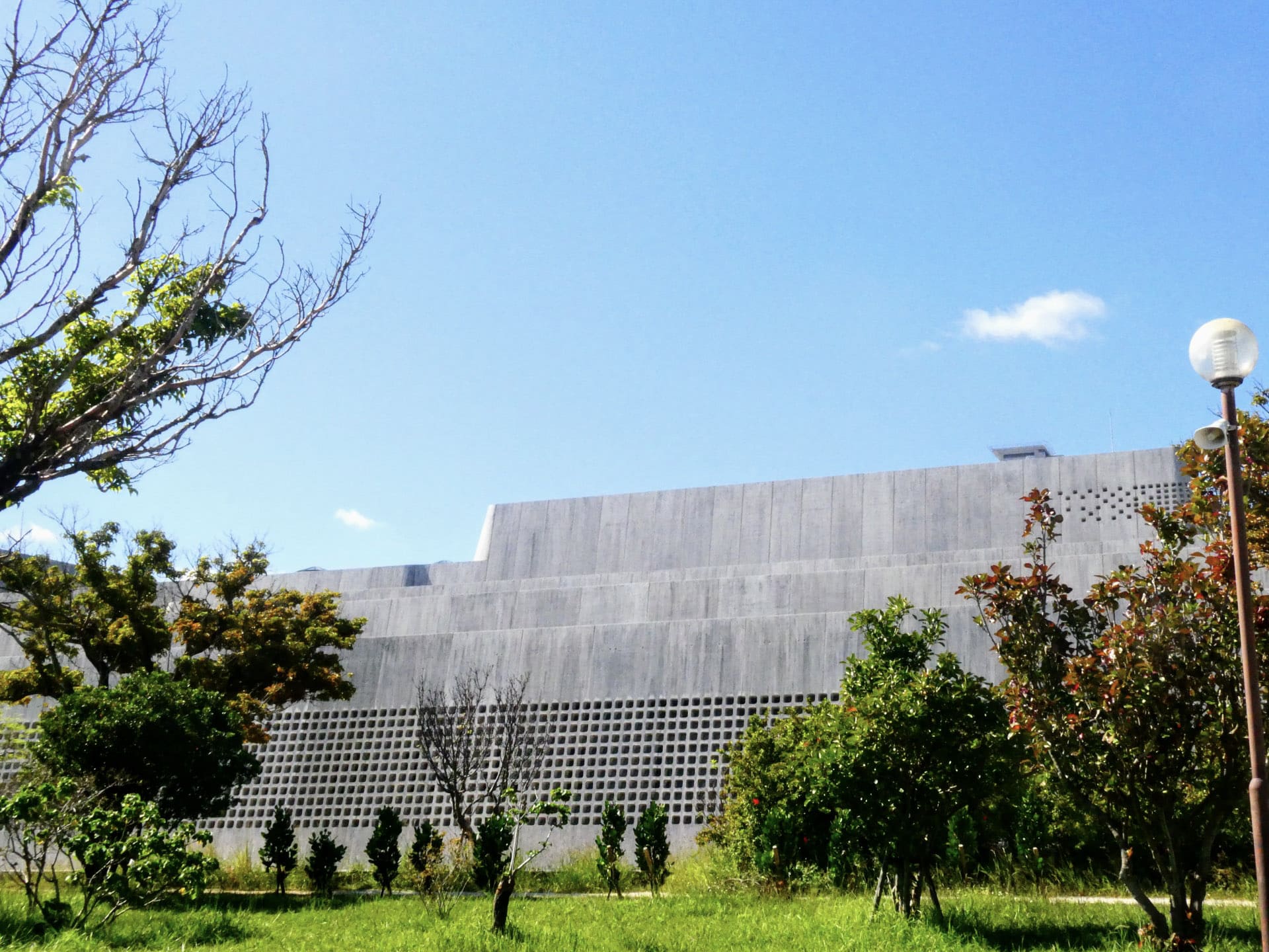 沖繩縣立博物館・美術館外觀