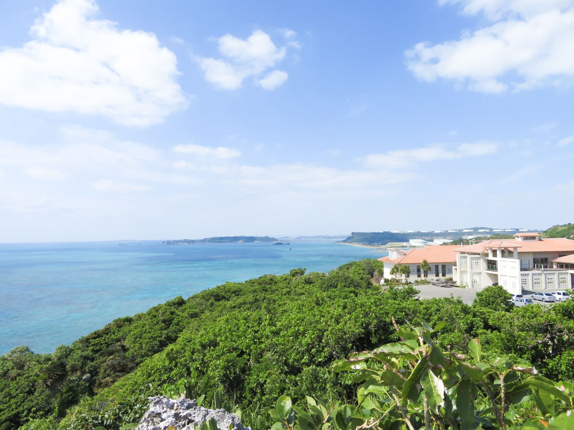 命御庭製鹽工廠外面的海景(圖片取自Photo AC)