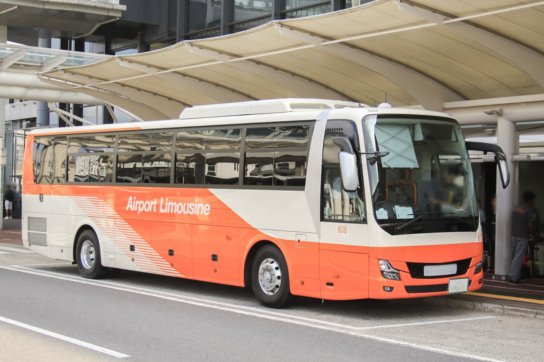 前往度假村、飯店的機場 利木津巴士