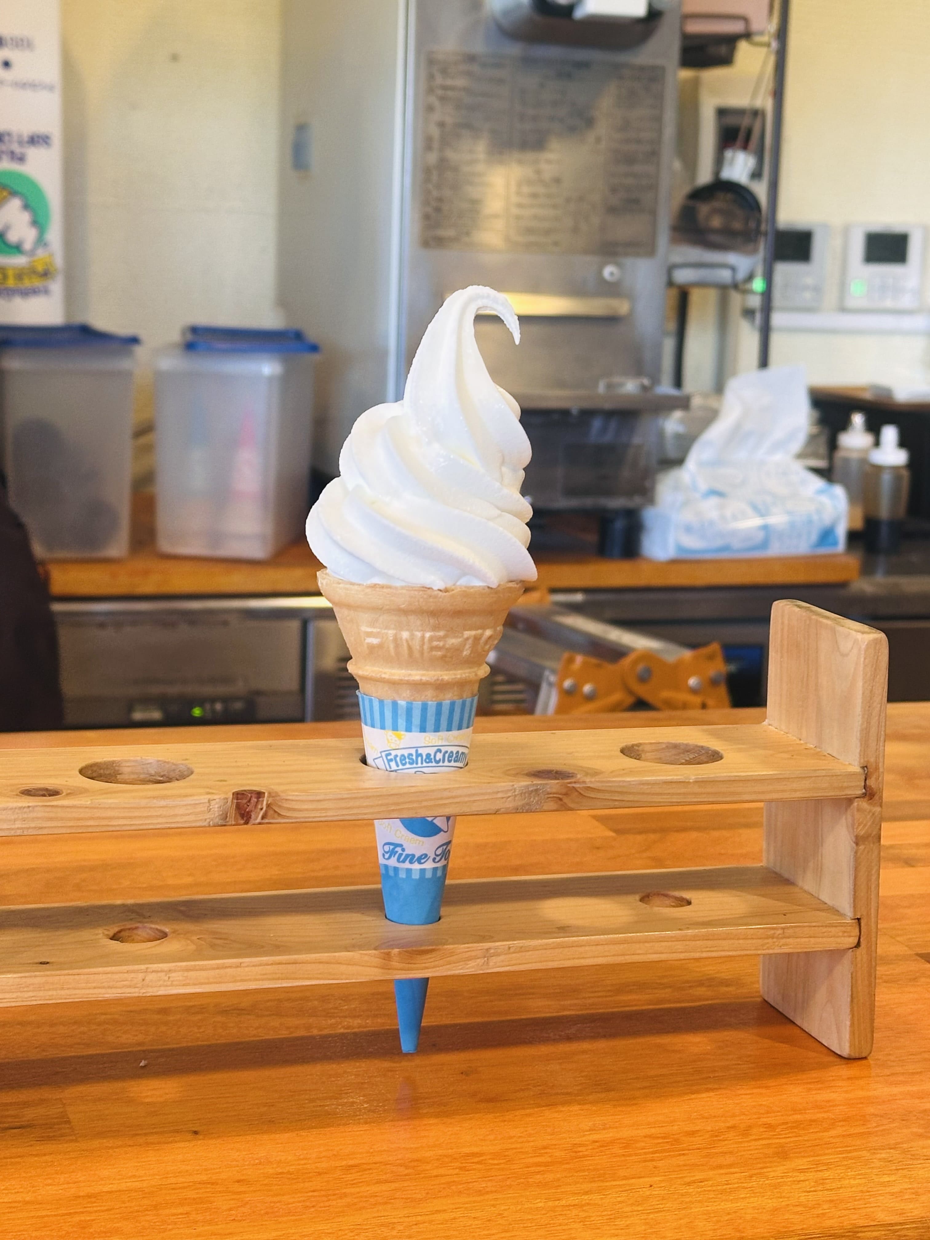 命御庭製鹽工廠二樓販賣的海鹽冰淇淋。